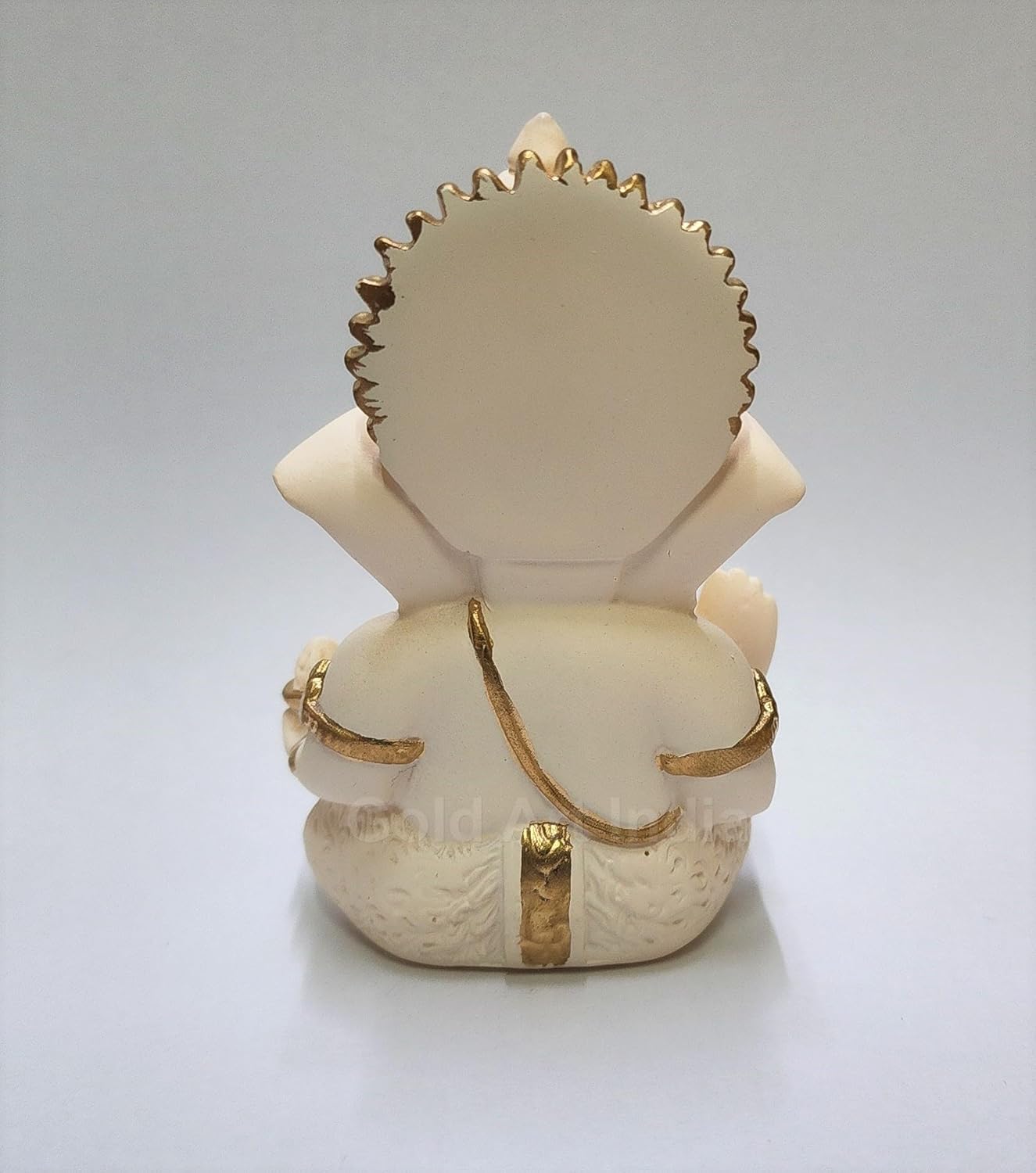Megha Art Resin Peach Ivory Finish Ganesha Idol Car Dashboard Idol Ganpati Idol for Home Decor Puja Lord Ganesh Statue Gift for Office Desk Puja Room Figurine, H 3.5 Inches x W 2 Inches (Peach Ivory)